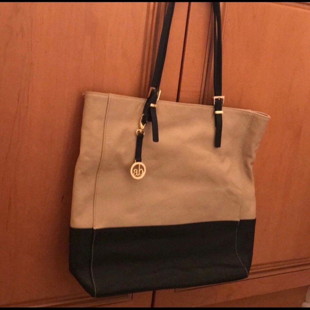 Tan and black tote